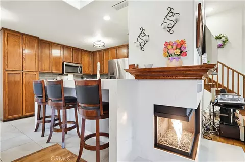 Kitchen - 6650 Pine Blf, Whittier, CA 90601 photo 2 of 4