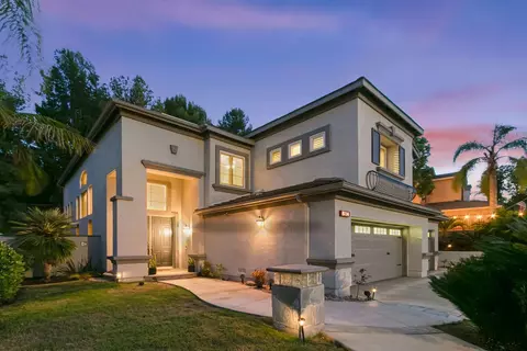 8784 E Banner Ridge Dr, Anaheim, CA 92808