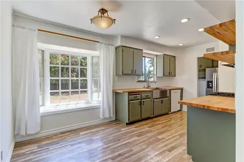 Kitchen - 3008 Sequoia, Fullerton, CA 92835 photo 2 of 3