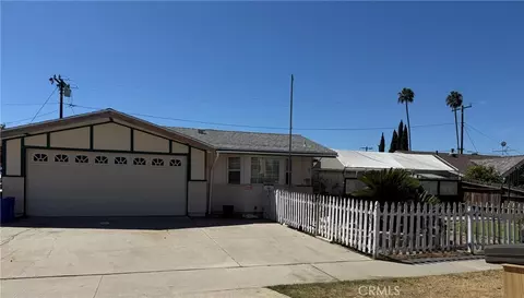 11571 Palmwood Dr, Garden Grove, CA 92840