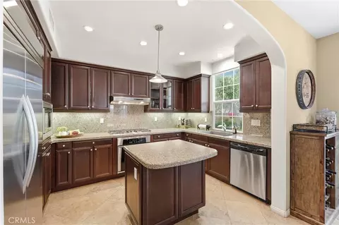 Kitchen - 21 Waterspout, Irvine, CA 92620 photo 7 of 7