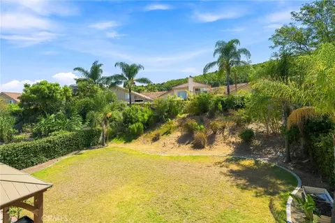 Exterior - 1848 Autumn Pl, Simi Valley, CA 93065 photo 5 of 10