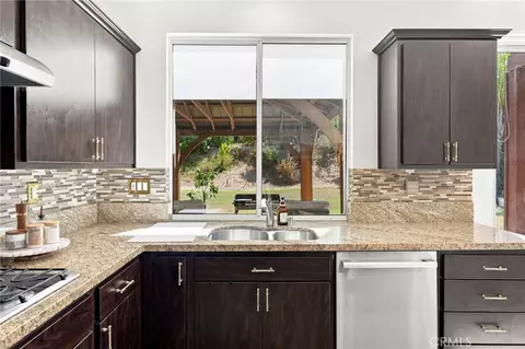 Kitchen - 1848 Autumn Pl, Simi Valley, CA 93065 photo 2 of 5