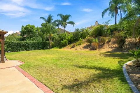 Exterior - 1848 Autumn Pl, Simi Valley, CA 93065 photo 6 of 10