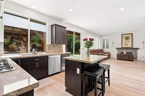 Kitchen - 1848 Autumn Pl, Simi Valley, CA 93065 photo 1 of 5