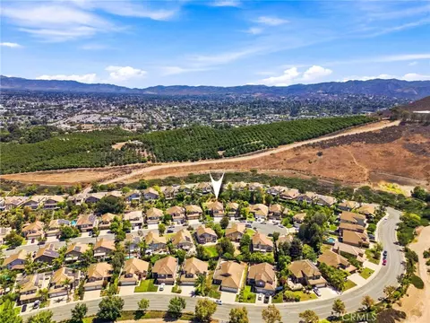 View/Area - 1848 Autumn Pl, Simi Valley, CA 93065 photo 3 of 7