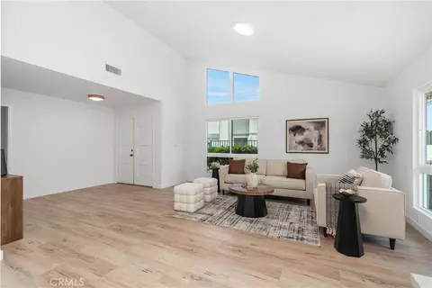 Living - 5171 Blackpool Rd, Westminster, CA 92683 photo 3 of 9