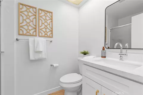 Bath - 5171 Blackpool Rd, Westminster, CA 92683 photo 1 of 2