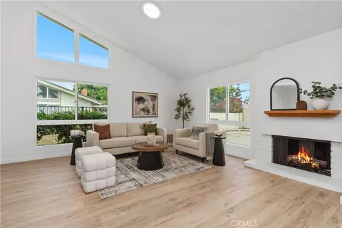 Living - 5171 Blackpool Rd, Westminster, CA 92683 photo 7 of 9