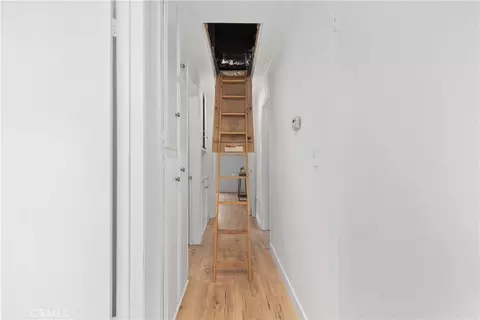 Entry Way - 5171 Blackpool Rd, Westminster, CA 92683 photo 1 of 2