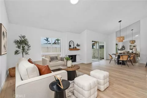Living - 5171 Blackpool Rd, Westminster, CA 92683 photo 5 of 9