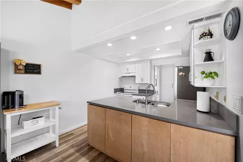 Kitchen - 6340 Sonora, Cypress, CA 90630 photo 4 of 4