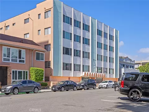 Exterior - 335 Cedar Ave #412, Long Beach, CA 90802 photo 3 of 4