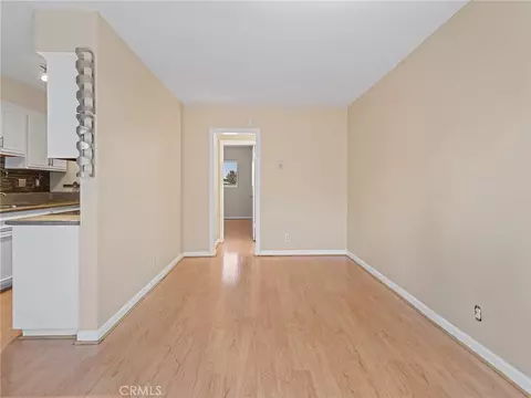 Living - 335 Cedar Ave #412, Long Beach, CA 90802 photo 2 of 6