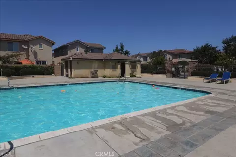 Exterior - 22838 Serra Dr, Carson, CA 90745 photo 2 of 7