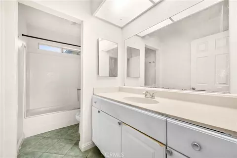 Bath - 2101 Forry, Lancaster, CA 93536 photo 3 of 4