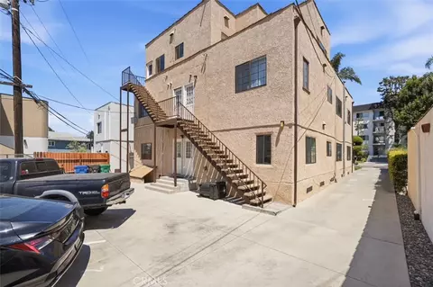 Exterior - 3632 E 1st, Long Beach, CA 90803 photo 4 of 7
