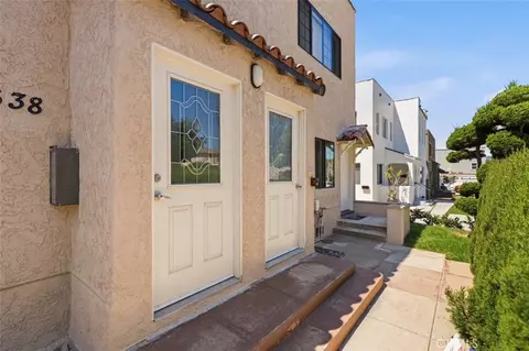 Exterior - 3632 E 1st, Long Beach, CA 90803 photo 5 of 7