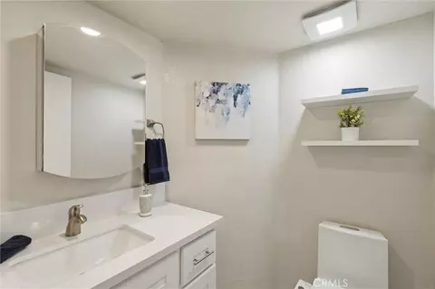 Bath - 1751 E 68th #12, Long Beach, CA 90805 photo 1 of 3
