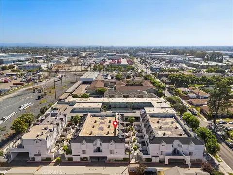 View/Area - 1751 E 68th #12, Long Beach, CA 90805 photo 6 of 7