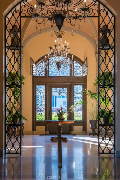 Entry Way - 800 E Ocean #1203, Long Beach, CA 90802 photo 3 of 6