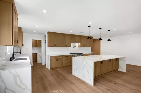 Kitchen - 4656 Greenbush, Sherman Oaks, CA 91423 photo 3 of 4