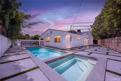 Exterior - 4656 Greenbush, Sherman Oaks, CA 91423 photo 8 of 9