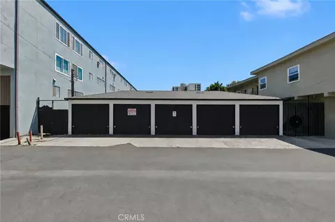 Exterior - 1317 E 1st, Long Beach, CA 90802 photo 7 of 7