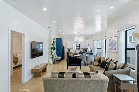 Living - 1317 E 1st, Long Beach, CA 90802 photo 1 of 4