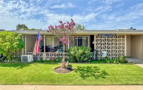 1261 Knollwood Road M4-45i, Seal Beach, CA 90740