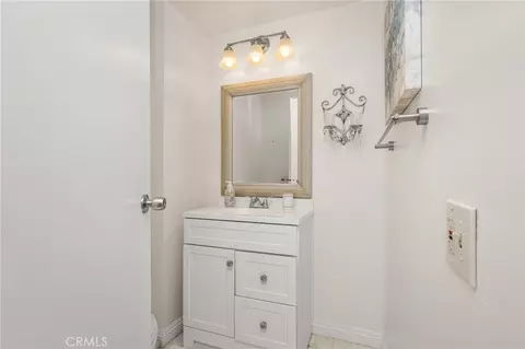 Bath - 3742 Euclid, Orange, CA 92869 photo 5 of 5