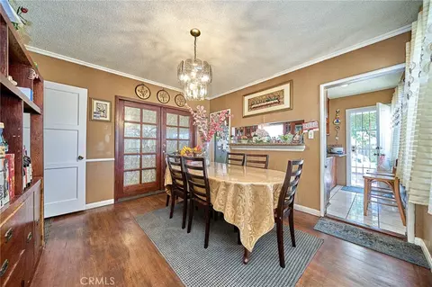 Dining - 1390 W 33rd St, Long Beach, CA 90810 photo 1 of 3