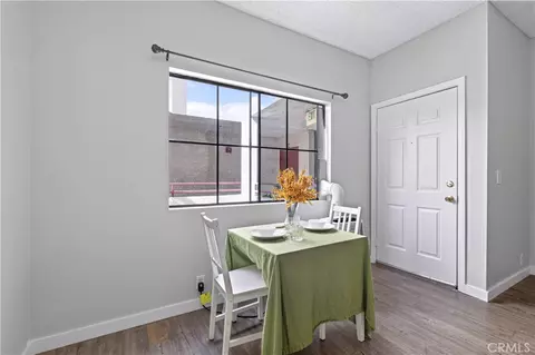 Dining - 730 W 4th St #308, Long Beach, CA 90802 photo 1 of 1