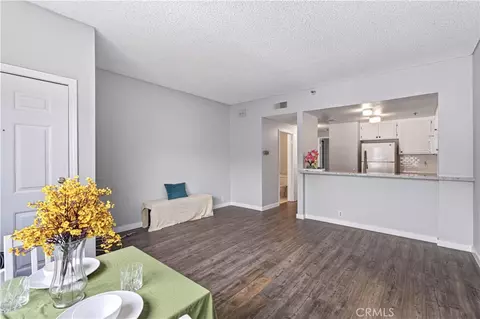 Living - 730 W 4th St #308, Long Beach, CA 90802 photo 2 of 4