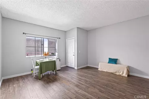 Living - 730 W 4th St #308, Long Beach, CA 90802 photo 3 of 4