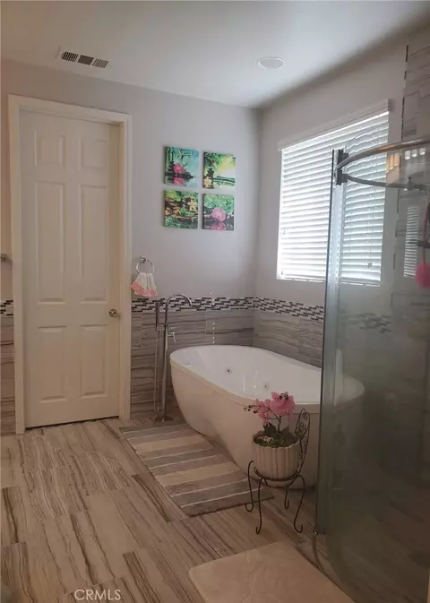 Bath - 14591 Westfield, Chino, CA 91710 photo 1 of 1