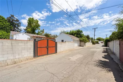 Exterior - 11736 Beverly Dr, Whittier, CA 90601 photo 11 of 11