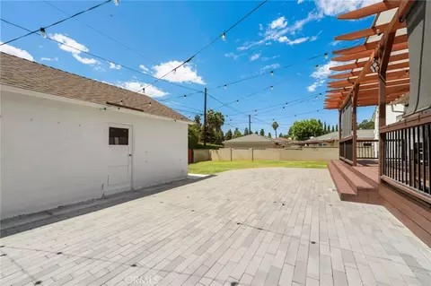Exterior - 11736 Beverly Dr, Whittier, CA 90601 photo 7 of 11