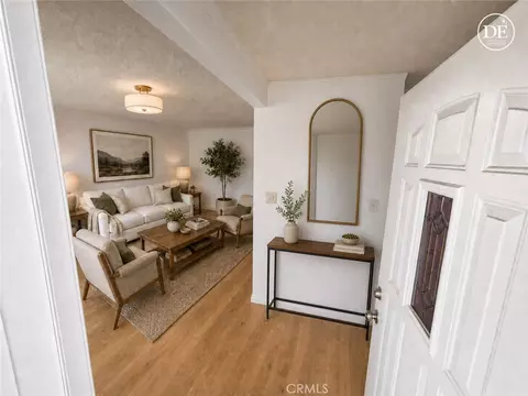 Entry Way - 14172 Edwards St, Westminster, CA 92683 photo 1 of 3