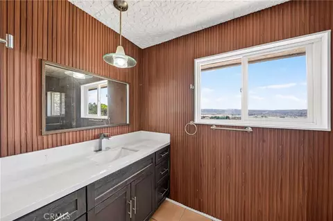 Bath - 880 Gartel, Walnut, CA 91789 photo 4 of 7