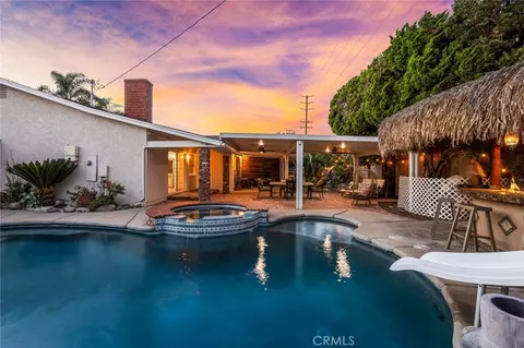Exterior - 15324 Bixler Ave, Paramount, CA 90723 photo 2 of 10