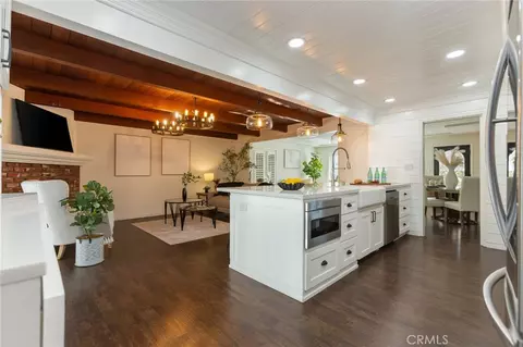 Kitchen - 15324 Bixler Ave, Paramount, CA 90723 photo 1 of 5
