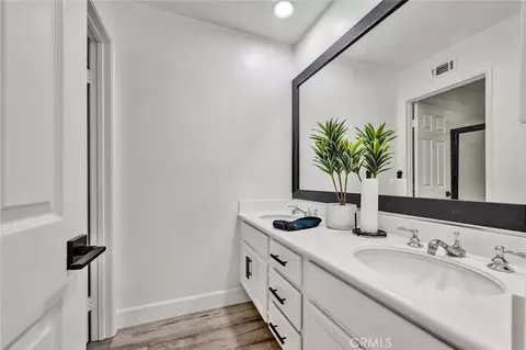 Bath - 4931 E Ashford Ave, Orange, CA 92867 photo 3 of 3