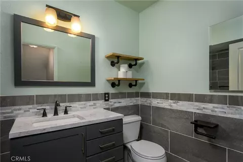 Bath - 435 W 9th #E1, Upland, CA 91786 photo 2 of 3