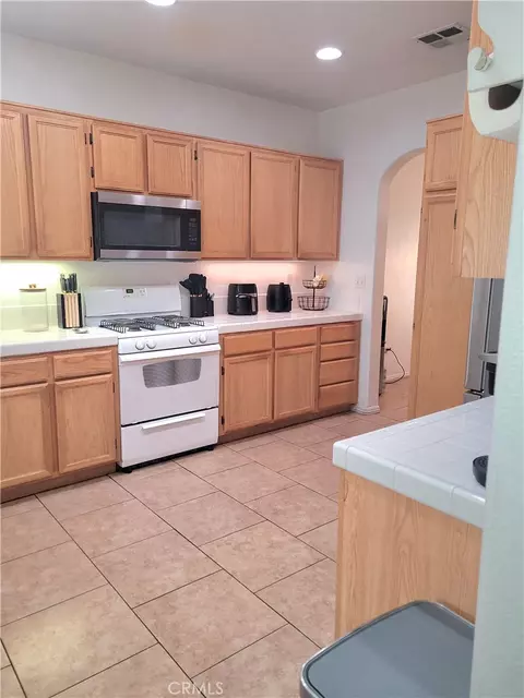 Kitchen - 2130 Willowbrook, Perris, CA 92571 photo 1 of 1