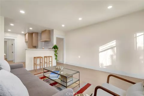 Living - 4027 E 11th, Long Beach, CA 90804 photo 4 of 7