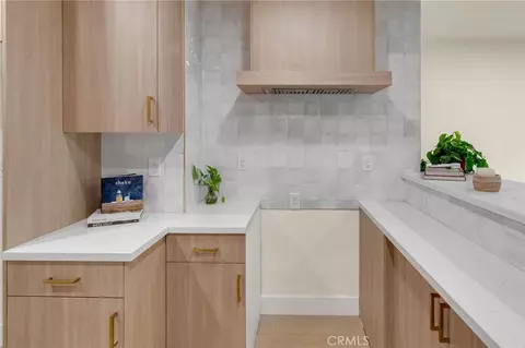 Kitchen - 4027 E 11th, Long Beach, CA 90804 photo 4 of 9