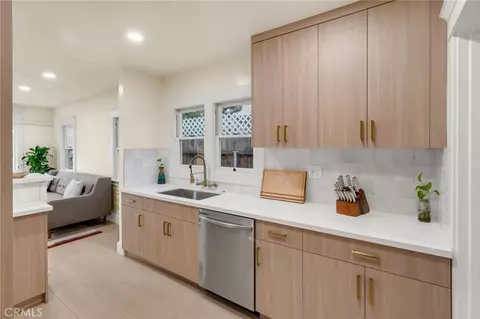 Kitchen - 4027 E 11th, Long Beach, CA 90804 photo 2 of 9