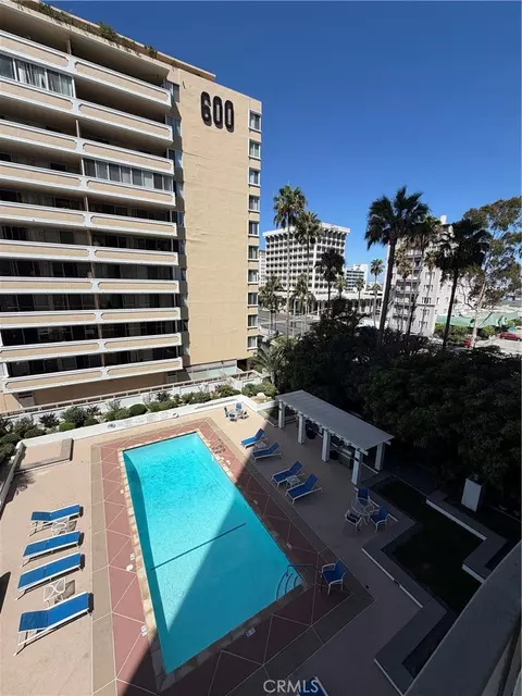 Exterior - 700 E Ocean #808, Long Beach, CA 90802 photo 2 of 2