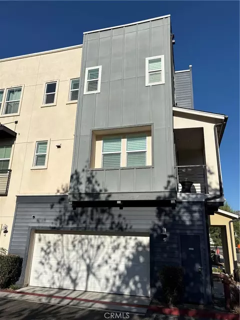 1422 N N Hbr, Santa Ana, CA 92703
